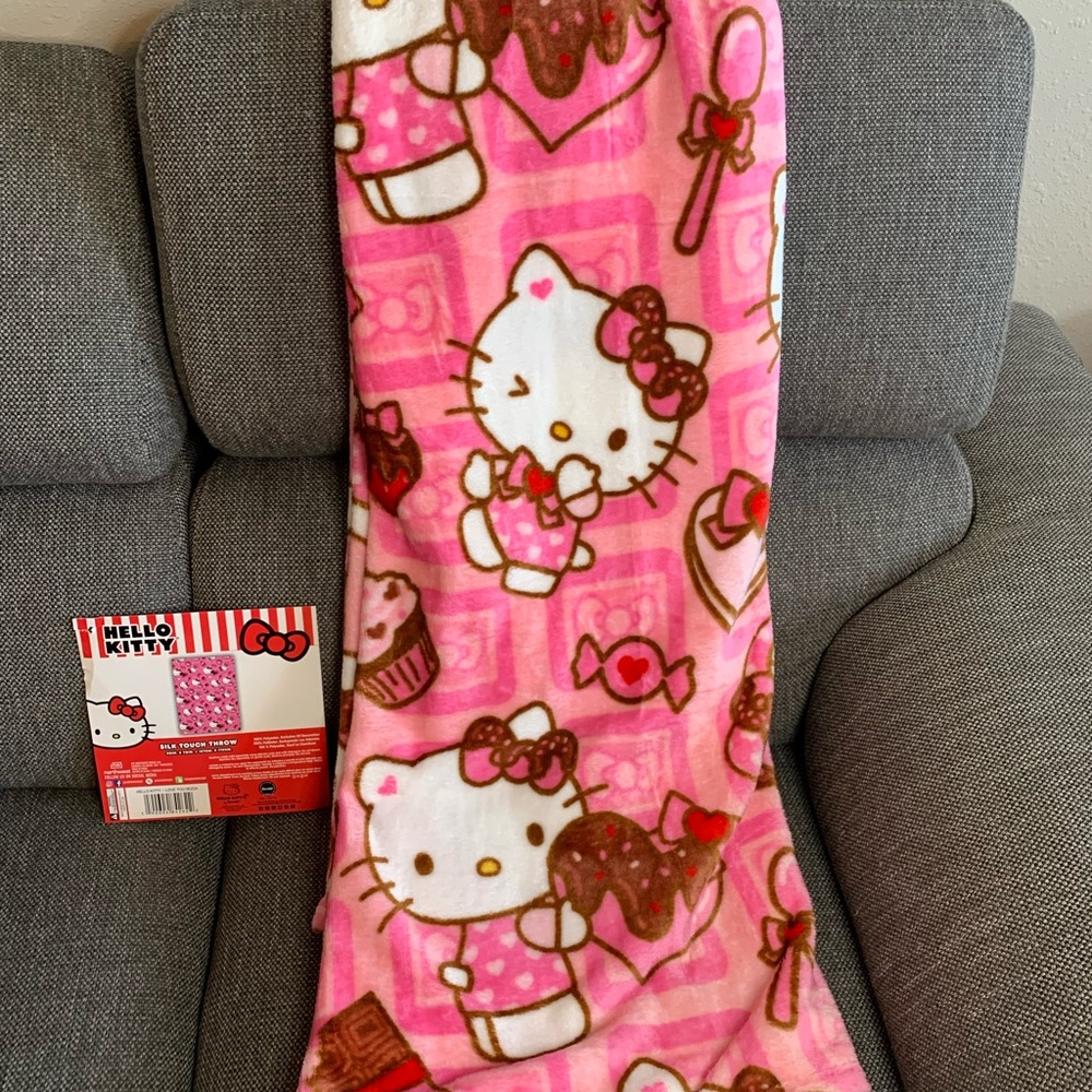 Hello Kitty Sanrio Throw